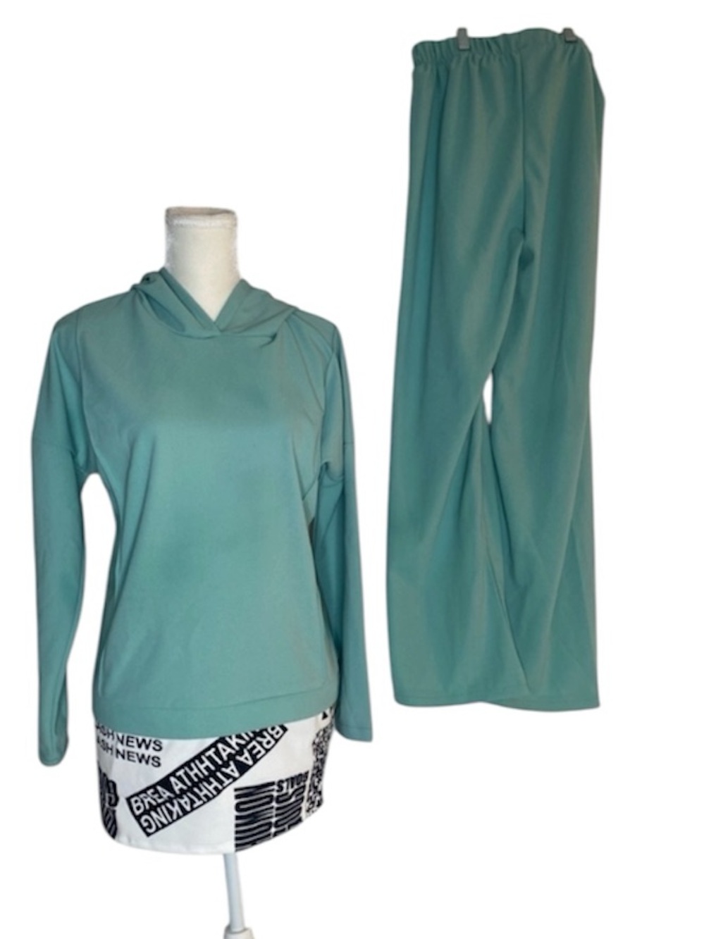 Mint Green Modest 2 Piece Set - Hooded Top & Pants Size 1 (Fits Medium/Large)